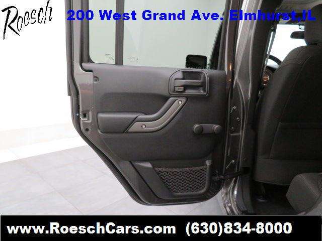 Jeep Wrangler Unlimited 2017 photo 23